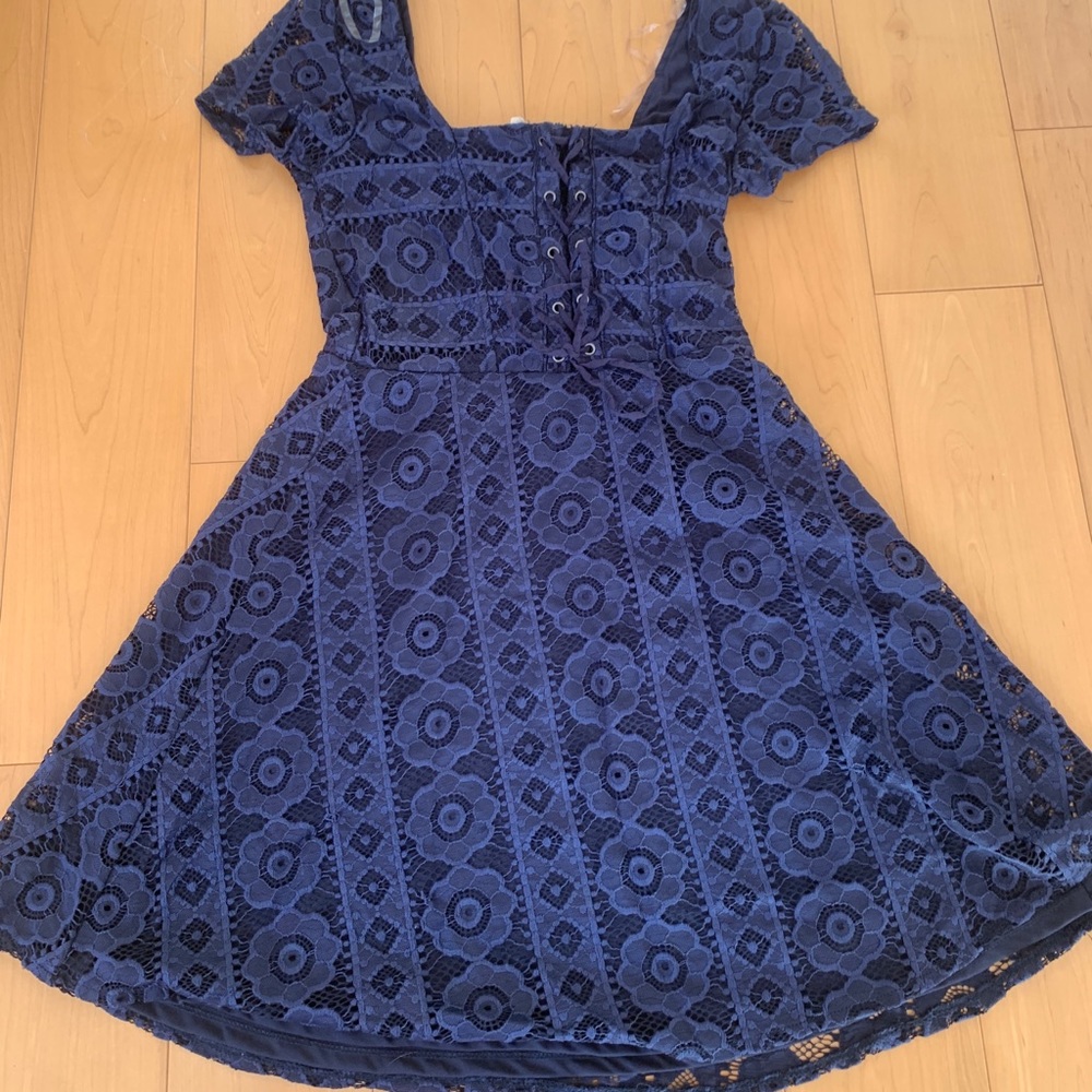 Aeropostale | Blue dress with subtle floral print